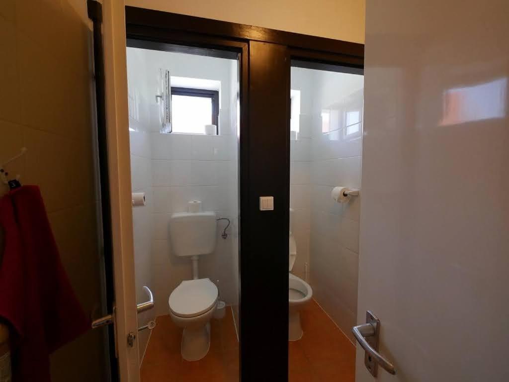 Almosdi Topart Vendeghaz Buitenkant foto
